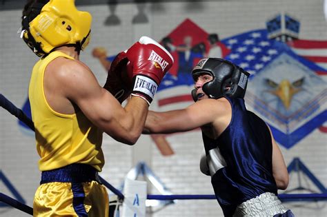 Boxing sparring. Things To Know About Boxing sparring. 